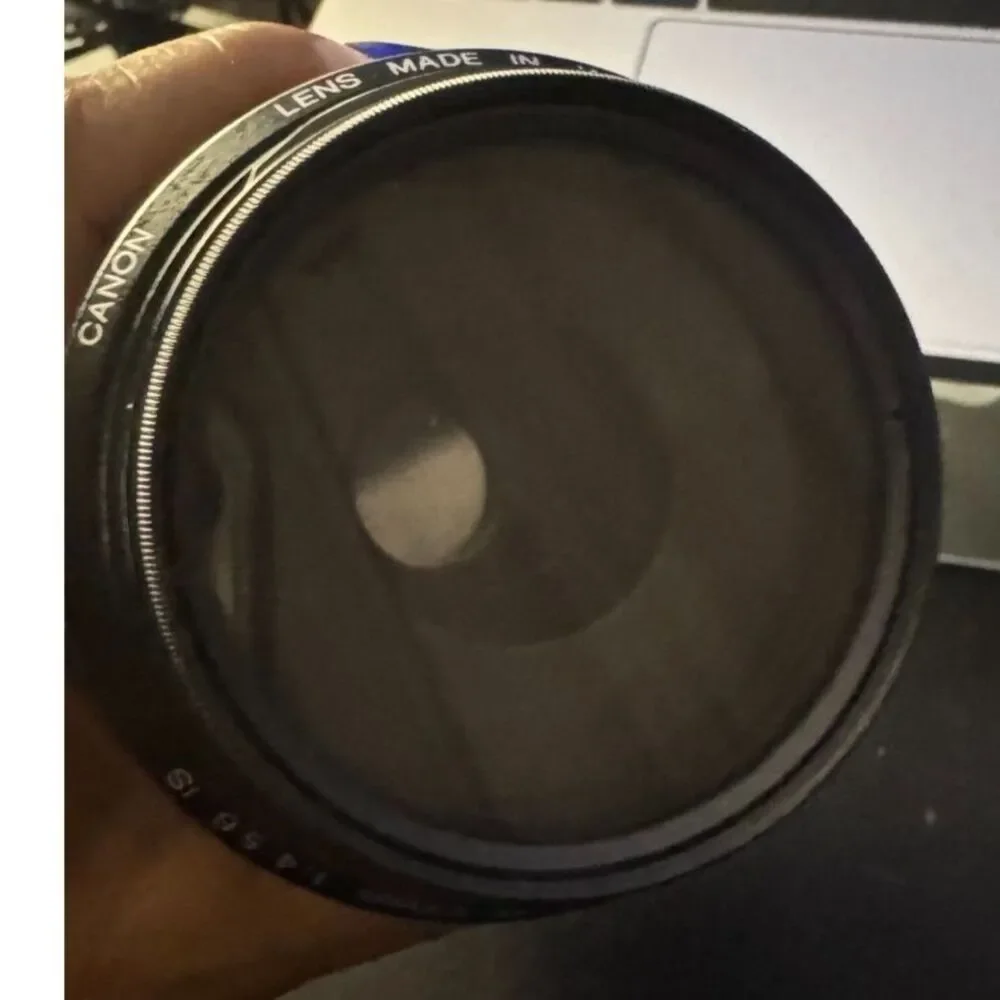 Canon EF 28-135mm f/3.5-5.6 IS USM Lens w/ Canon Hood Caps Made Japan